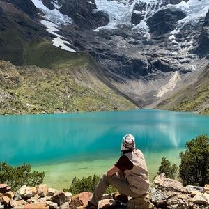 Meet your Posher, Adrian